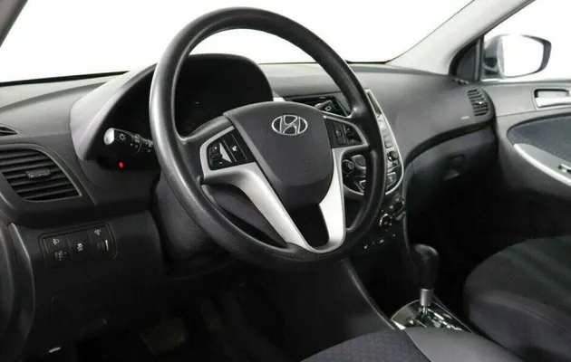 Hyundai Solaris 1.4 Автомат, фото №6