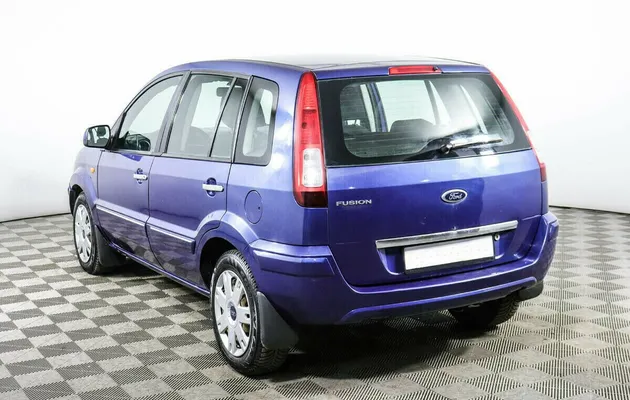 Ford Fusion I Рестайлинг, фото №3