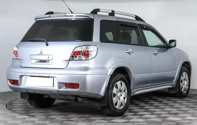 Mitsubishi Outlander, фото №5