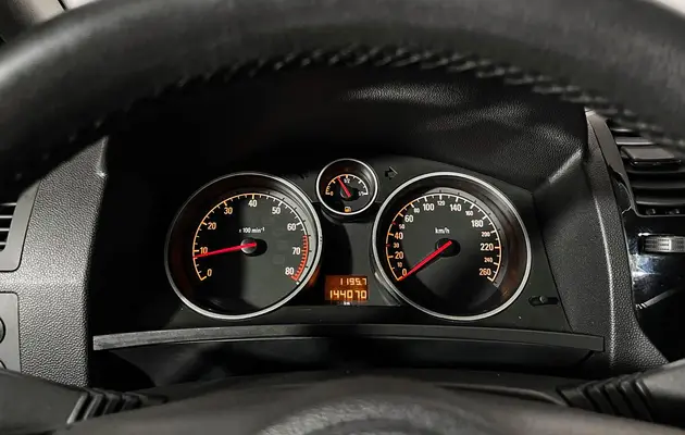 Opel Zafira, фото №11