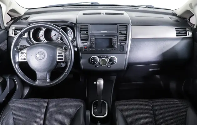 Nissan Tiida, фото №13
