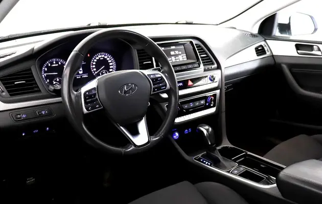 Hyundai Sonata, фото №11