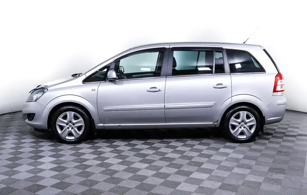 Opel Zafira, фото №8