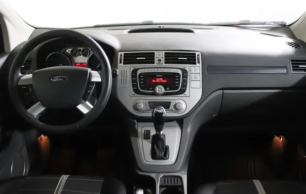 Ford Kuga, фото №12
