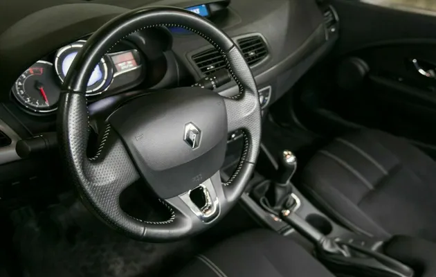 Renault fluence, фото №7
