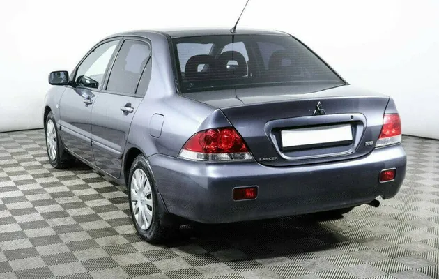 Mitsubishi Lancer 1.6 Автомат, фото №3