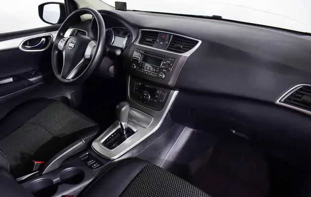 Nissan Tiida, фото №9