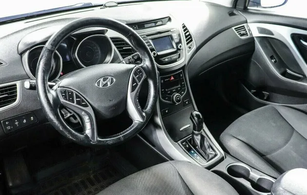 Hyundai Elantra 1.8 Автомат, фото №6
