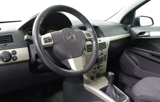 Opel Astra H Рестайлинг, фото №7