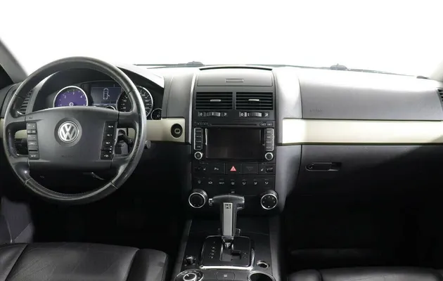 Volkswagen Touareg I Рестайлинг, фото №5