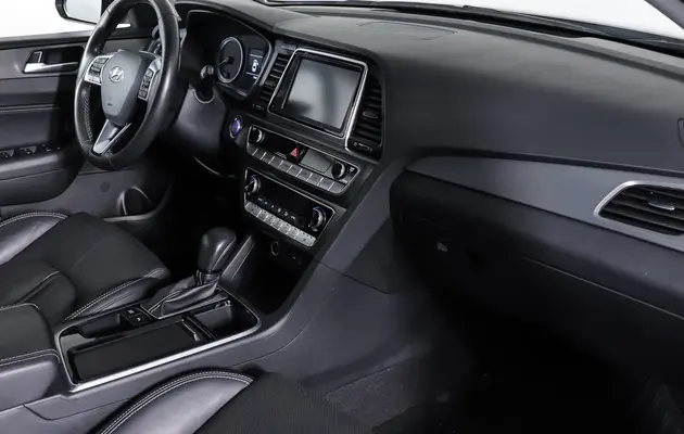 Hyundai Sonata, фото №11