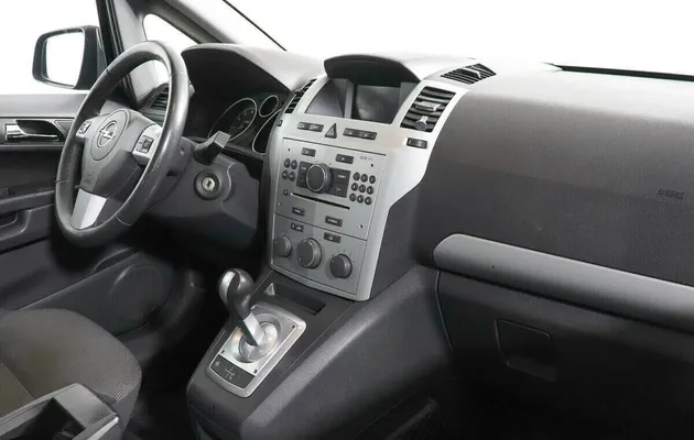 Opel Zafira B Рестайлинг, фото №7