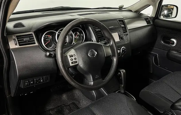 Nissan Tiida, фото №13