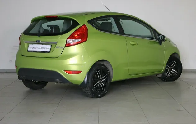 Ford Fiesta Mk6, фото №2