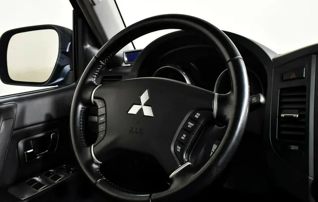 Mitsubishi Pajero IV, фото №6