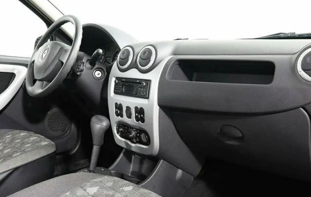 Renault Sandero 1.6 Автомат, фото №8