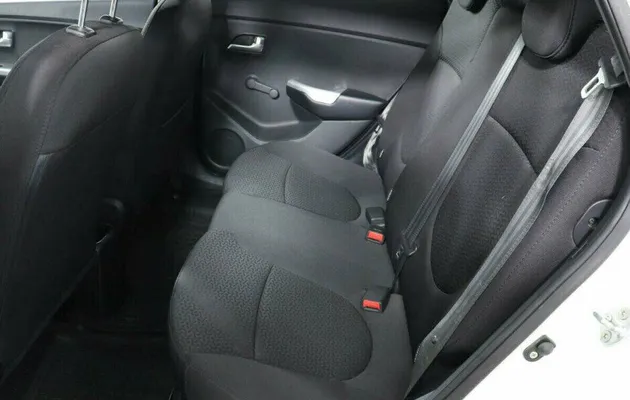 Kia Rio 1.4 Механика, фото №9