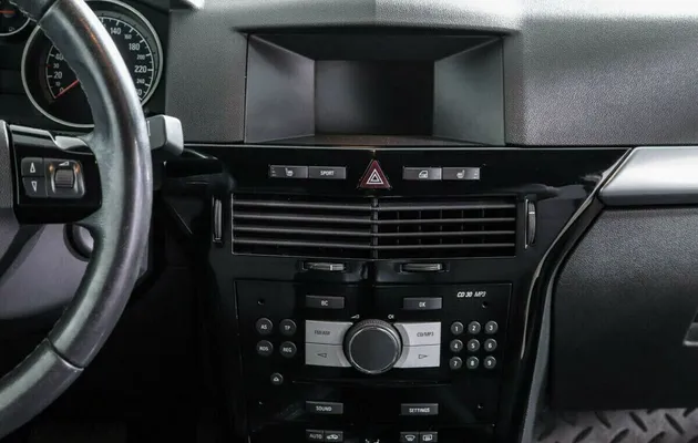 Opel Astra H Рестайлинг, фото №7