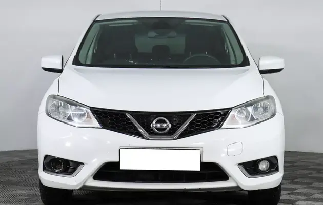 Nissan Tiida, фото №2
