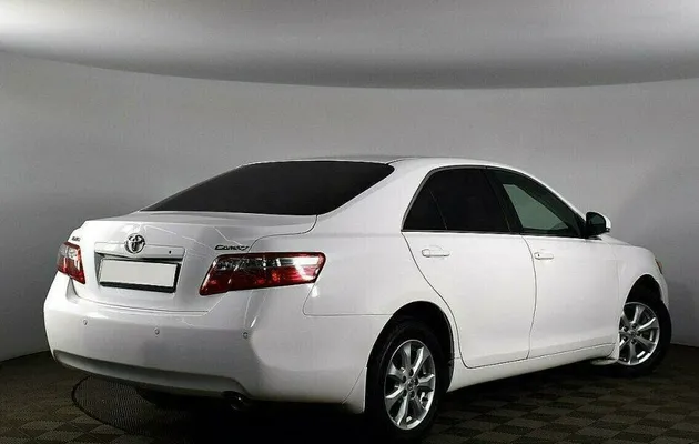 Toyota Camry 2.4 Автомат, фото №2