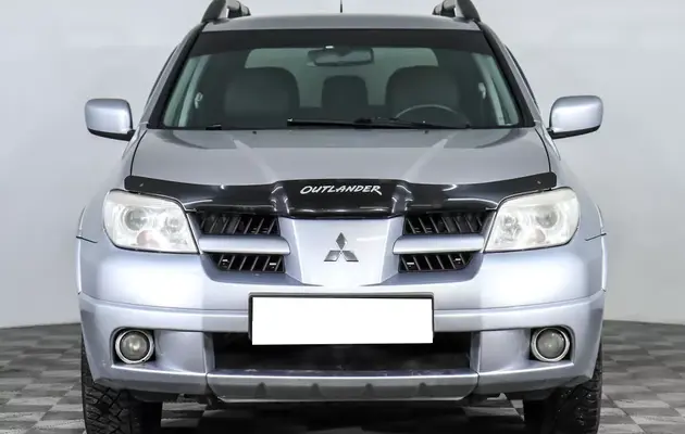 Mitsubishi Outlander, фото №2