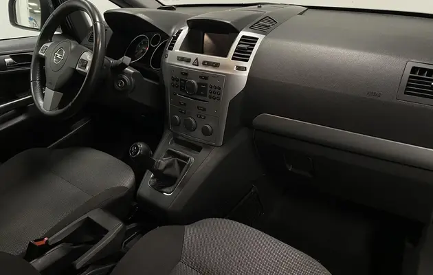 Opel Zafira, фото №11