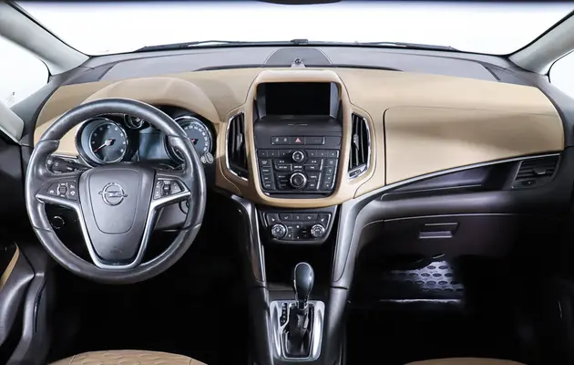 Opel Zafira, фото №15