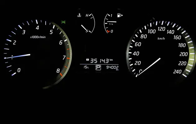 Nissan Tiida, фото №11