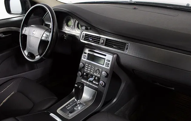 Volvo XC70, фото №12