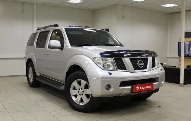 Nissan Pathfinder III, фото №3