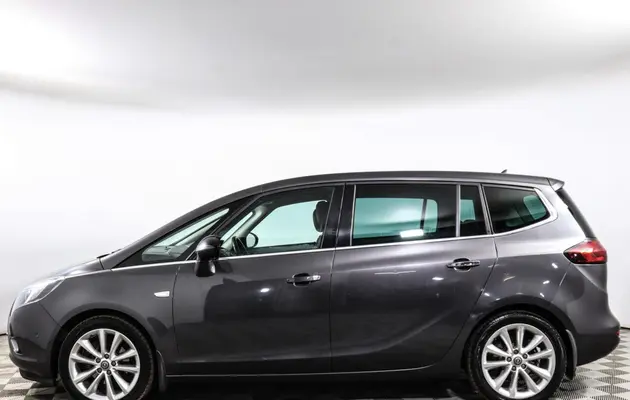 Opel Zafira, фото №8