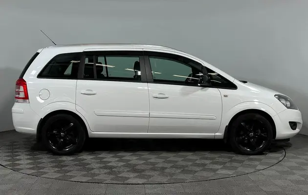 Opel Zafira, фото №4