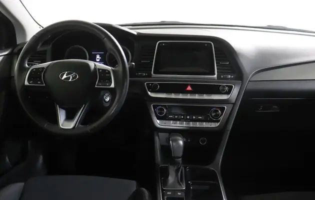 Hyundai Sonata, фото №11