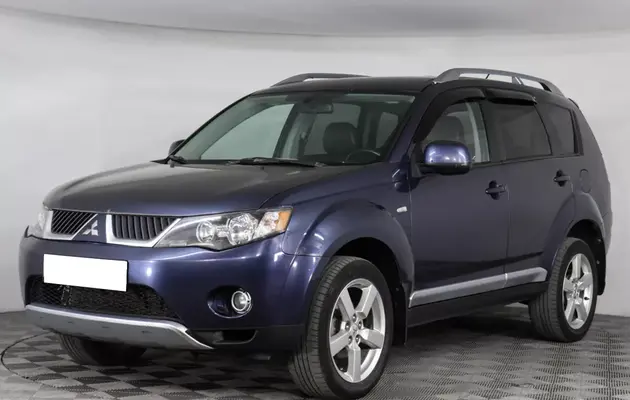 Mitsubishi Outlander, фото №1