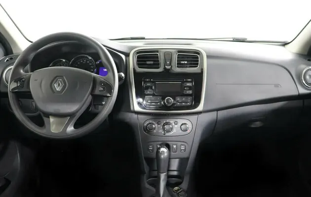 Renault Logan II, фото №5