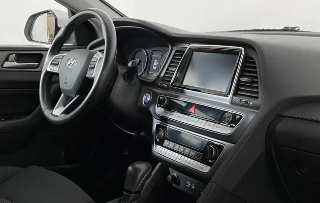 Hyundai Sonata, фото №9