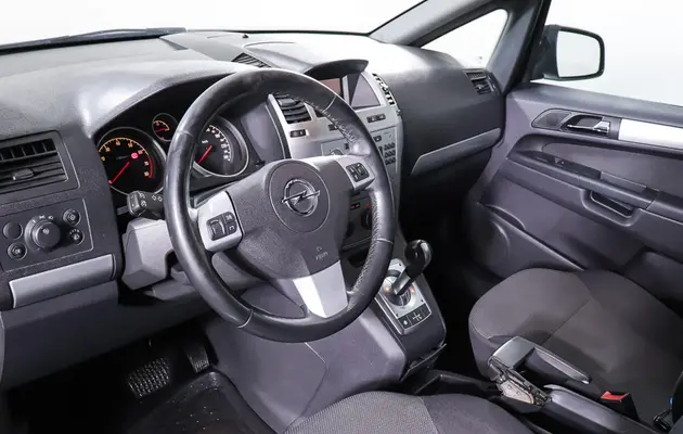 Opel Zafira, фото №15