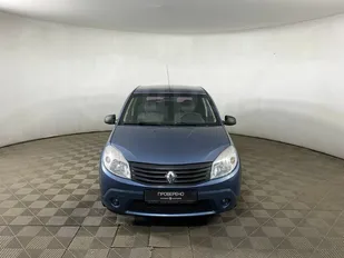 Renault SANDERO