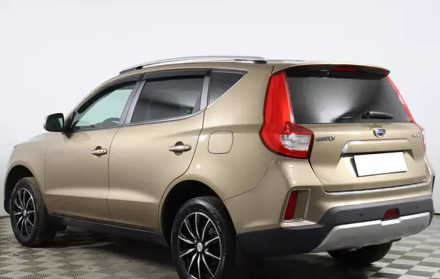 Geely Emgrand X7, фото №7
