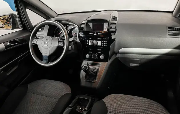 Opel Zafira, фото №9