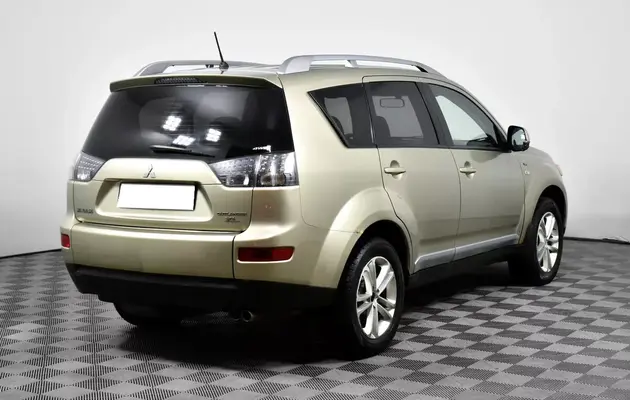Mitsubishi Outlander, фото №5