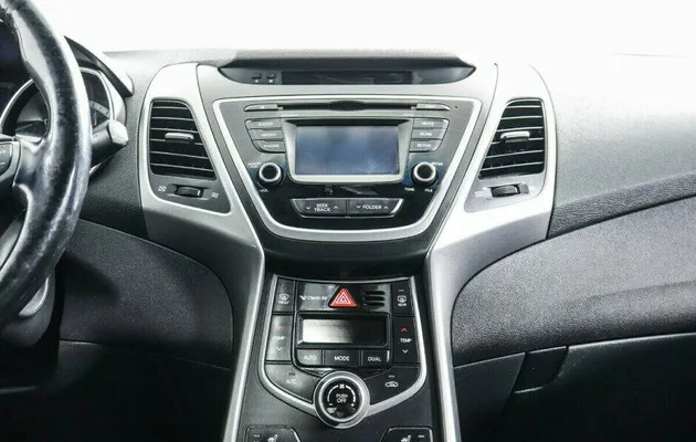Hyundai Elantra 1.8 Автомат, фото №7
