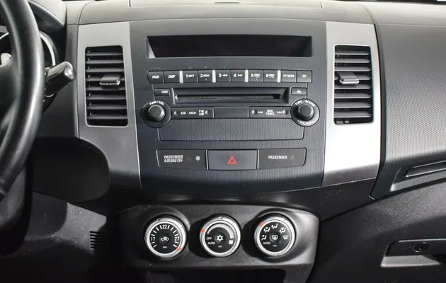 Mitsubishi Outlander, фото №8