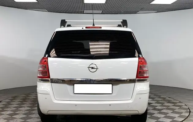 Opel Zafira, фото №6