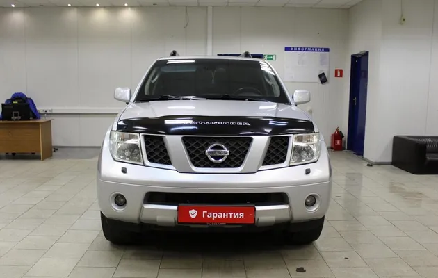 Nissan Pathfinder III, фото №2