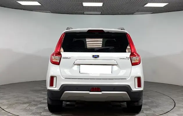 Geely Emgrand X7, фото №6