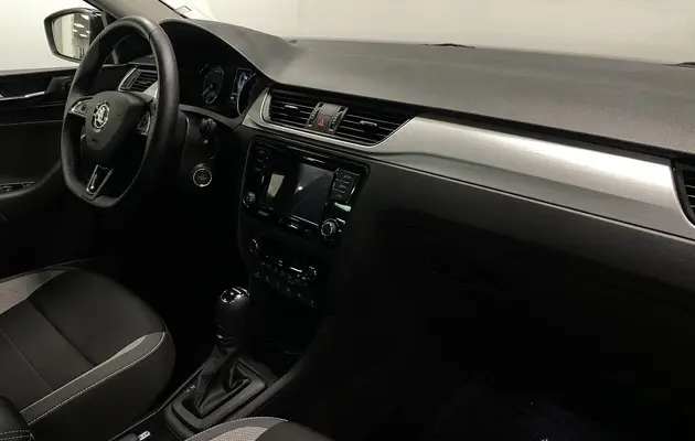 Skoda Rapid, фото №11