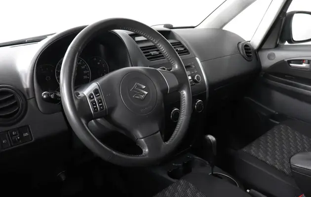 Suzuki SX4, фото №9