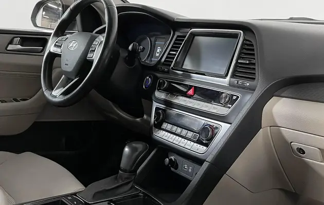 Hyundai Sonata, фото №9