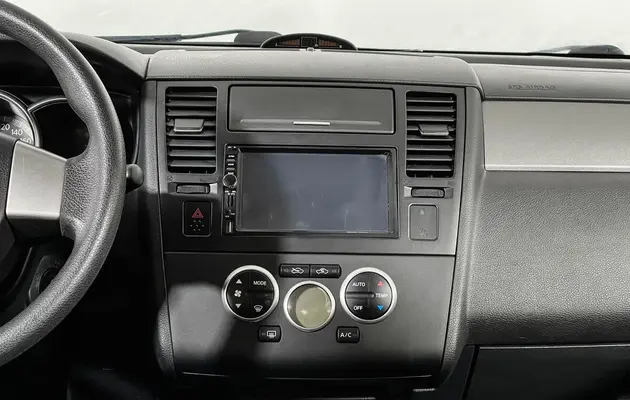 Nissan Tiida, фото №12